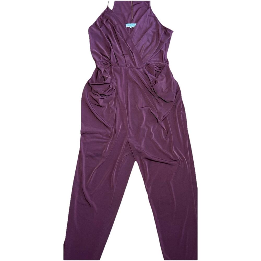 BCBGeneration Draped Pocket Jumpsuit Sleeveless V-Neck Burgundy Sz S nightout